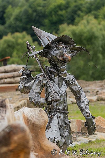 Figura autorstwa Biesart, Ustrzyki Dolne