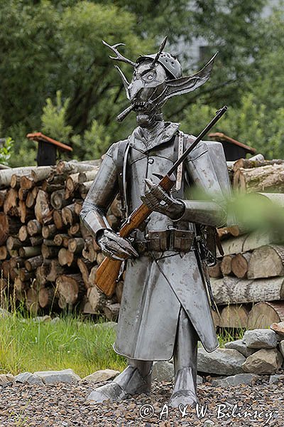 Figura autorstwa Biesart, Ustrzyki Dolne