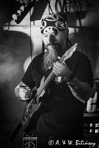 Bies Czad Blues 2024, zespół Onus Blues, Roman Szonowski basista